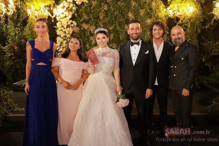 Ünlü oyuncu Ferit Kaya ile Yasemin Ceren evlendi! Yakışıklı oyuncu Barış Arduç düğünde halay çekti!