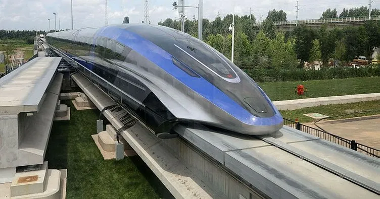 Dünyanın en hızlısı olacak: Çin ’Maglev’ trenini dünyaya tanıttı