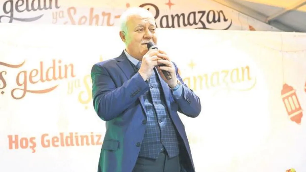 Nihat Hatipoğlu Gaziosmanpaşalılarla buluştu