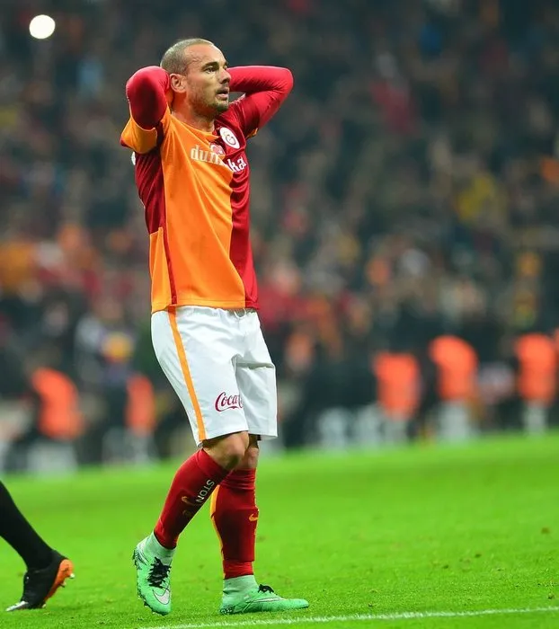 Sneijder kadro dışı