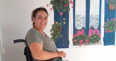 Sanat aşkıyla engelleri aştı