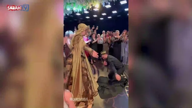 Kadir Ezildi ve Gamze Türkmen'in kına gecesi görüntüleri çok konuşuldu! Her anlarını paylaştılar... | Video