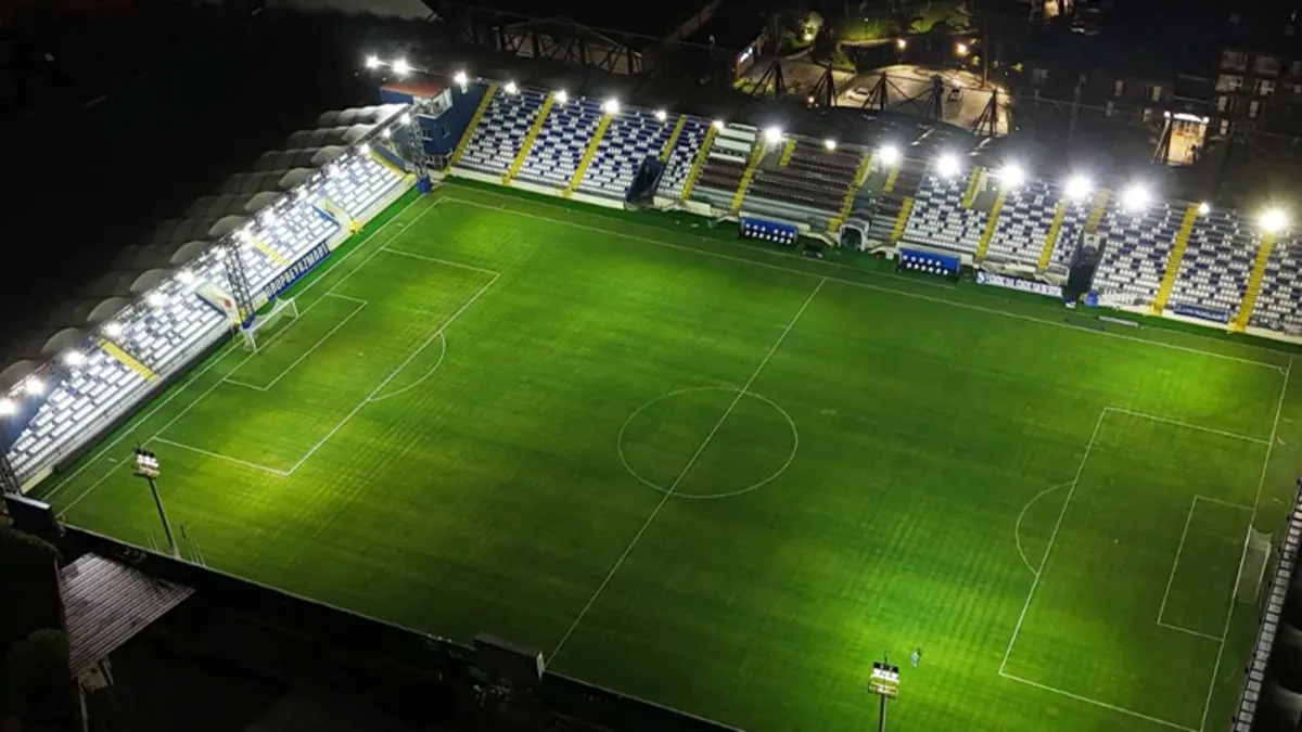 Türkiye’nin en küçük stadyumu belli oldu! İşte tribün kapasiteleri – Galeri Türkiye’nin en küçük stadyumu belli oldu! İşte tribün kapasiteleri – Galeri