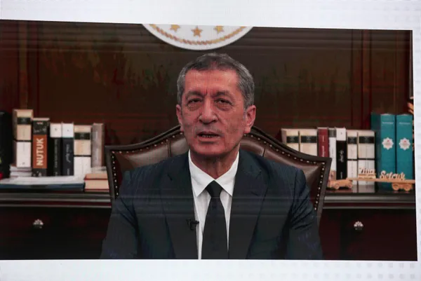 milli-egitim-bakani-ziya-selcuk-son-dakika-duyurdu-ogrencilerin-hizmetine-sunuldu-1618234573202.jpg Son dakika haberi: Milli Eğitim Bakanı Ziya Selçuk duyurdu! Öğrencilerin hizmetine sunuldu...