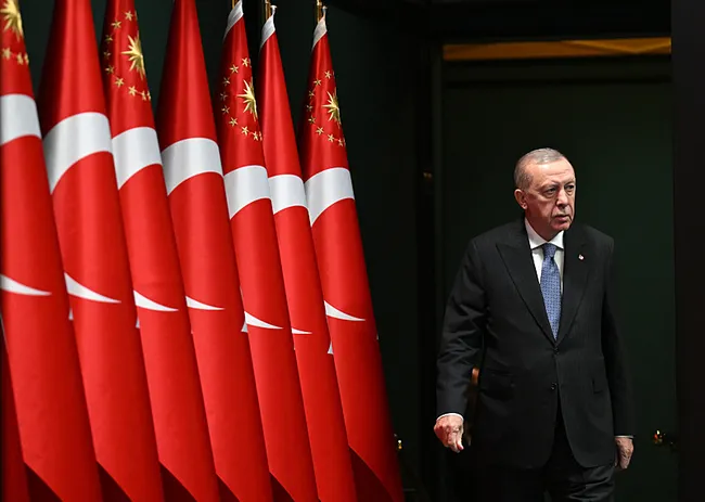 SON DAKİKA: Başkan Erdoğan’dan Kabine Toplantısı sonrası önemli açıklamalar: Netanyahu dünyayı ateşe sürüklüyor