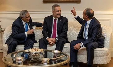 Hakan Fidan’dan 3 kritik temas