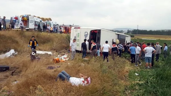 Amasya’da feci kaza: Ölü ve yaralılar var
