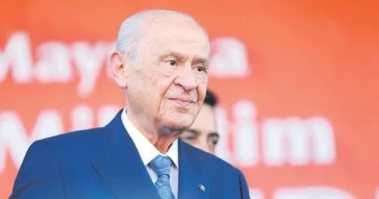 Bahçeli: Depremzedelere küfür alçaklıktır