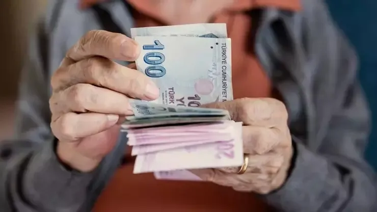 EMEKLİ ZAMMI 2026 SON DAKİKA | SSK Bağkur yeni emekli maaşı tablosu: İşte emekliye zam oranı...