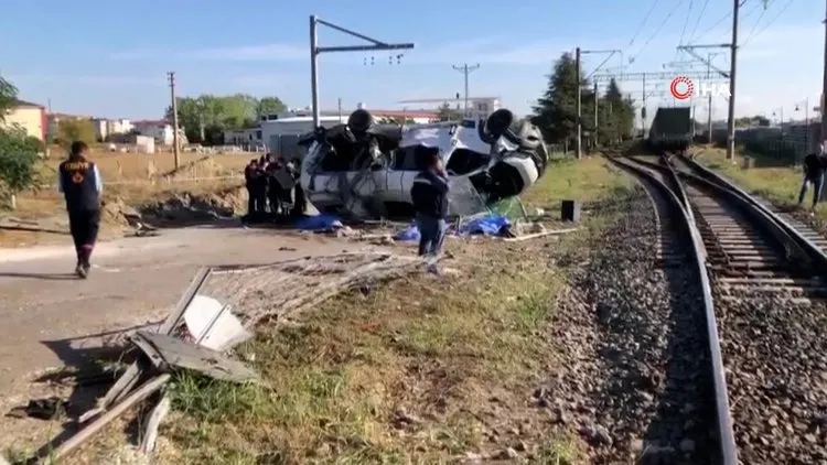 Son dakika haberleri | Tekirdağ'da korkunç tren kazası: 6 ölü 6 yaralı! Tren  kazasının görüntüsü ortaya çıktı - Son Dakika Haberler