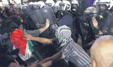 Atina polisinden göz yaşartıcı gaz