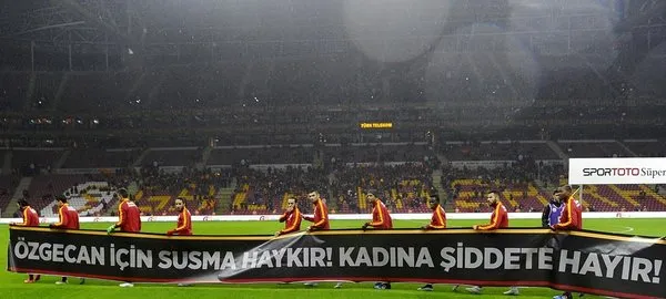 Arena'da Özgecan Aslan unutulmadı