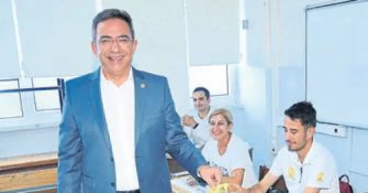 Baba ocağından Budak’a çifte şok