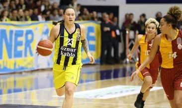 Fenerbahçe’den Iagupova ve Zandalasini en iyi beşe seçildi