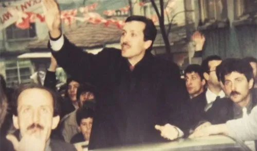 Cumhurbaşkanı Recep Tayyip Erdoğan'ın yaşamı ve siyasi kariyeri