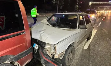 Uşak'ta zincirleme kaza: 4 araç karıştı! 6 yaralı #usak