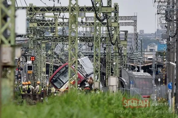 Japonya ağlıyor! Tren kazası faciaya yol açtı…