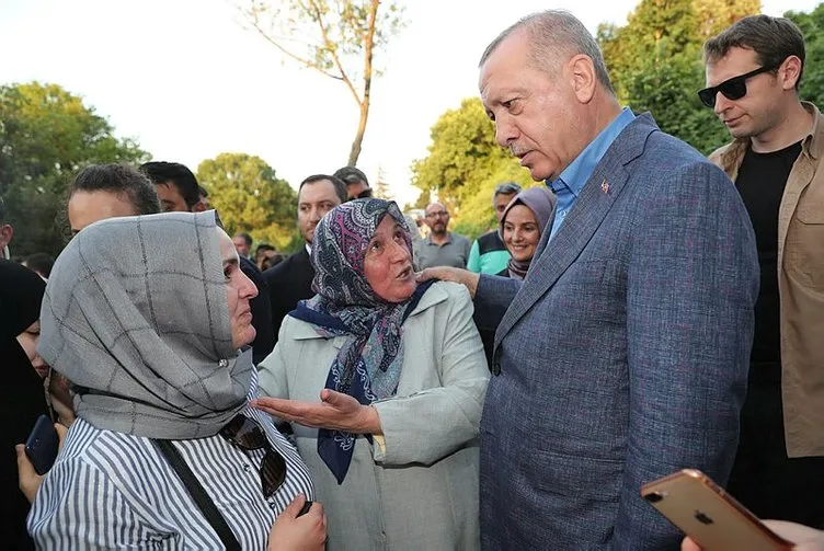 BaÅkan ErdoÄan, NakkaÅtepe Millet Bahçesi'ni gezdi vatandaÅlarla sohbet etti