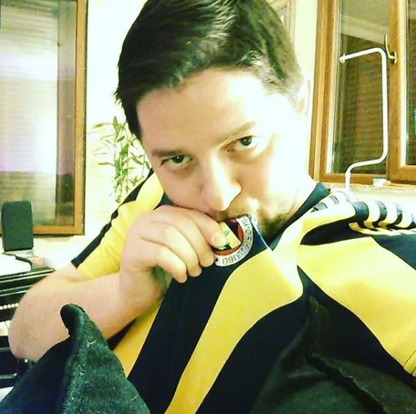 Ünlülerin değişimleri (Küçük Onur)