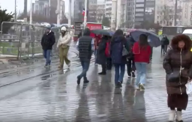 son-dakika-hava-durumu-uyarisi-istanbulda-beklenen-kar-yagisi-basladi-sicakliklar-birden-cakildi-o-ilcelerde-y-1771406334848.png (1269×807)