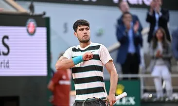 Fransa Açık’ta şampiyon Carlos Alcaraz! Tarihe geçen final...