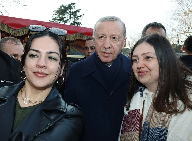 Başkan Erdoğan, Sultanahmet’te vatandaşlarla buluştu