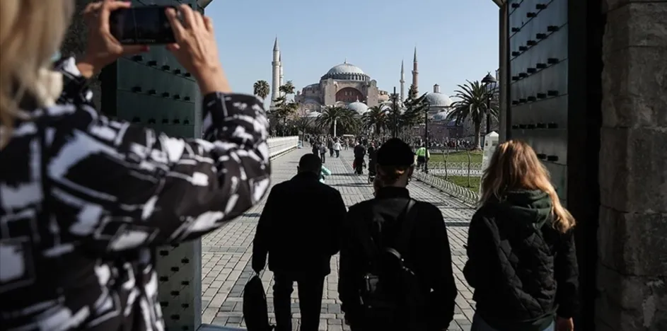 Türkiye’de yabancı ziyaretçi sayısı belli oldu! Turistler en çok hangi şehri tercih etti? İşte veriler...