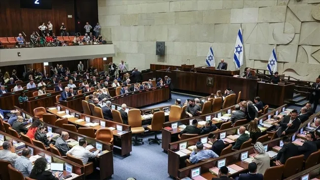 ispanya-basbakani-sanchez-israilin-idam-cezasi-getirmesini-kinadi-dunya-sessiz-kalamaz-1774972548085.jpg İspanya Başbakanı Sanchez, İsrail'in idam cezası getirmesini kınadı:
