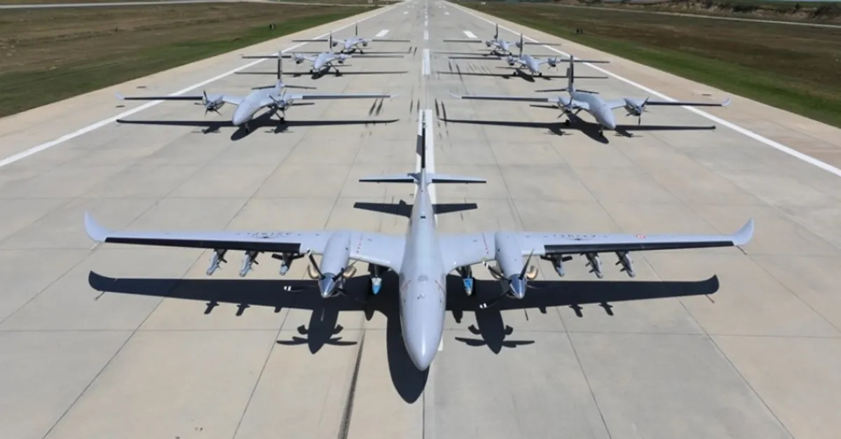 Türk savunma sanayisi İtalyan basınında büyük ses getirdi: 'Akıncı' teknolojik egemenliğin omurgası Türk savunma sanayisi İtalyan basınında büyük ses getirdi: 'Akıncı' teknolojik egemenliğin omurgası