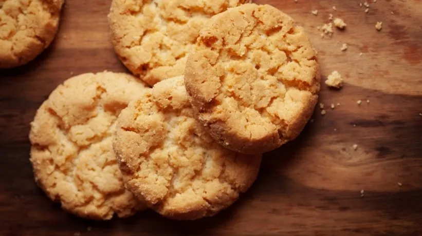 Pudra şekerli kurabiye: 4 malzeme ile yapılıyor