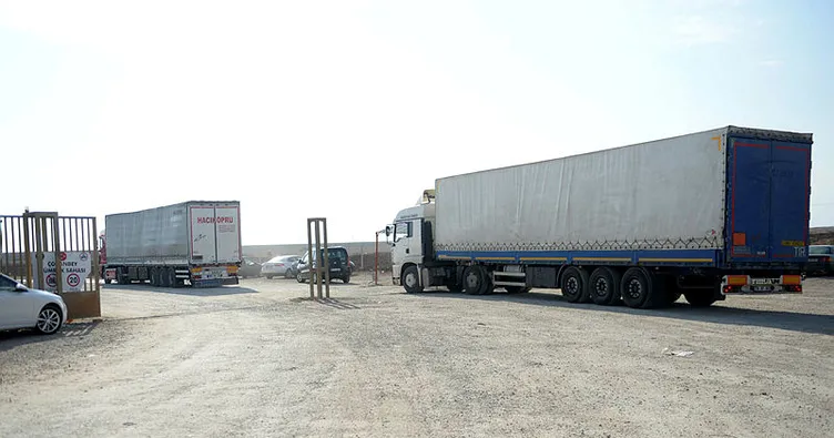 Çobanbey Sınır Kapısı geçişlere açıldı