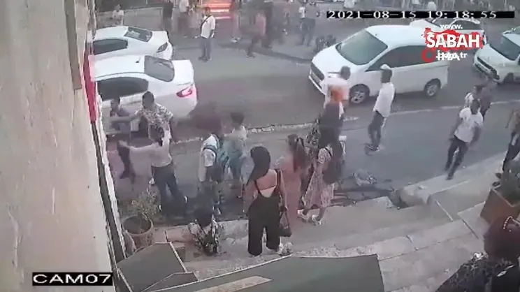 Yerli 'Marilyn Monroe' dilenci kızı darp etti | Video