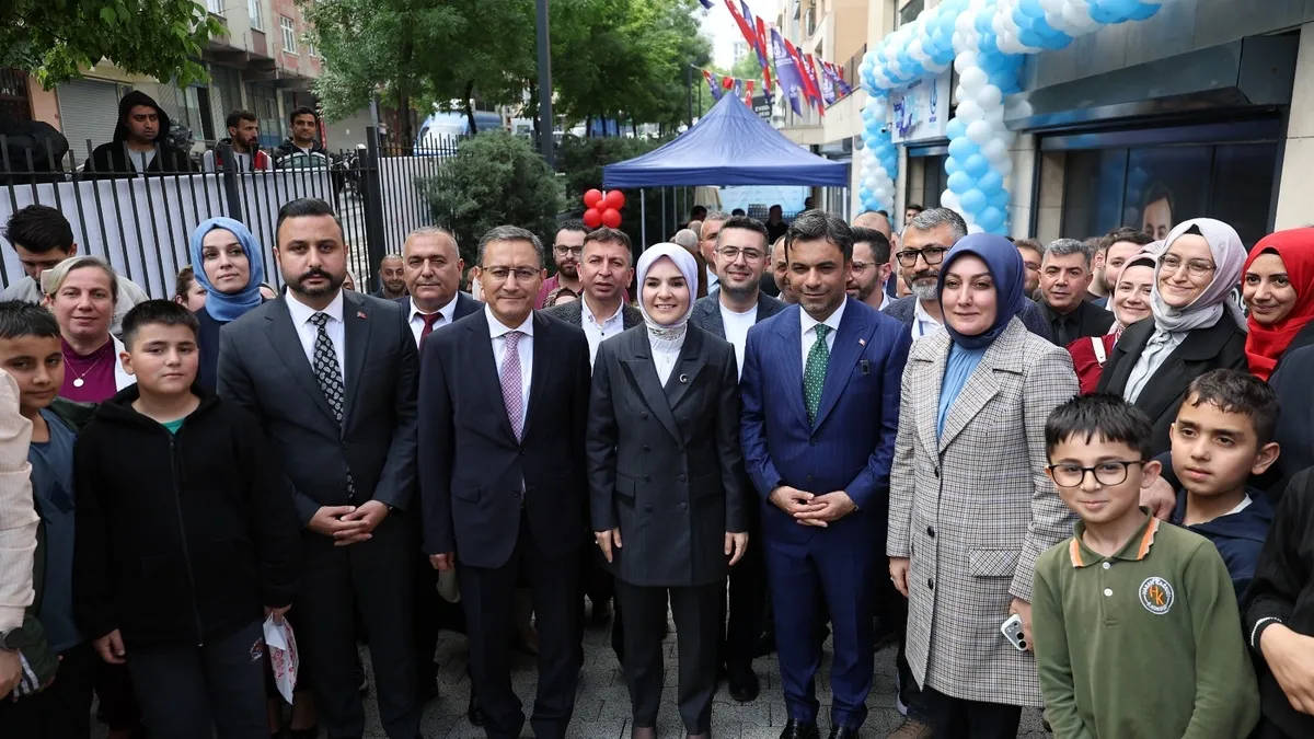 Bakan Göktaş, Bağcılar Belediyesi Çeyiz Evi’nin açılışına katıldı Bakan Göktaş, Bağcılar Belediyesi Çeyiz Evi’nin açılışına katıldı