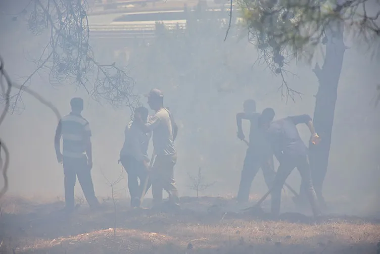 Son dakika: Haberler peş peşe geldi! İstanbul, İzmir, Gaziantep, Aydın ve Balıkesir'de yangın çıktı! Müdahale sürüyor...