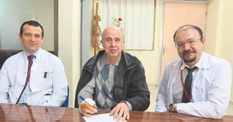 53 yıl sonra sağ elini kullandı