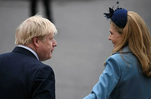 Boris Johnson’ın sağlık durumu hakkında son dakika açıklaması geldi! Hamile nişanlısında da corona virüs belirtileri var...