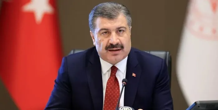 bakan-koca-acikladi-saglikcilara-ek-odeme-mujdesi-1633850004253.jpg