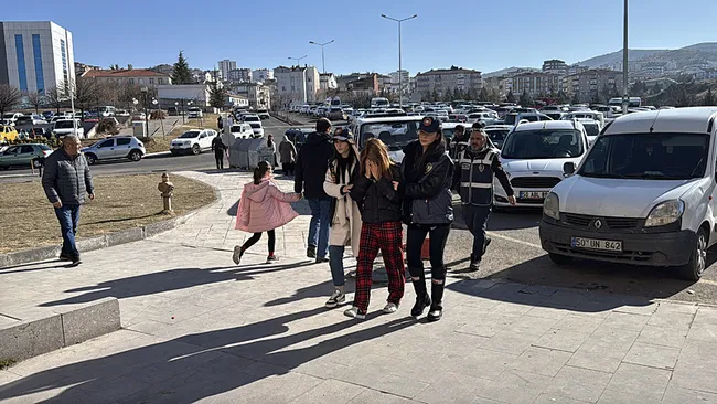otel-yangininda-hayatini-kaybedenlere-hakaret-eden-sahis-tutuklandi-1738078088573.jpeg