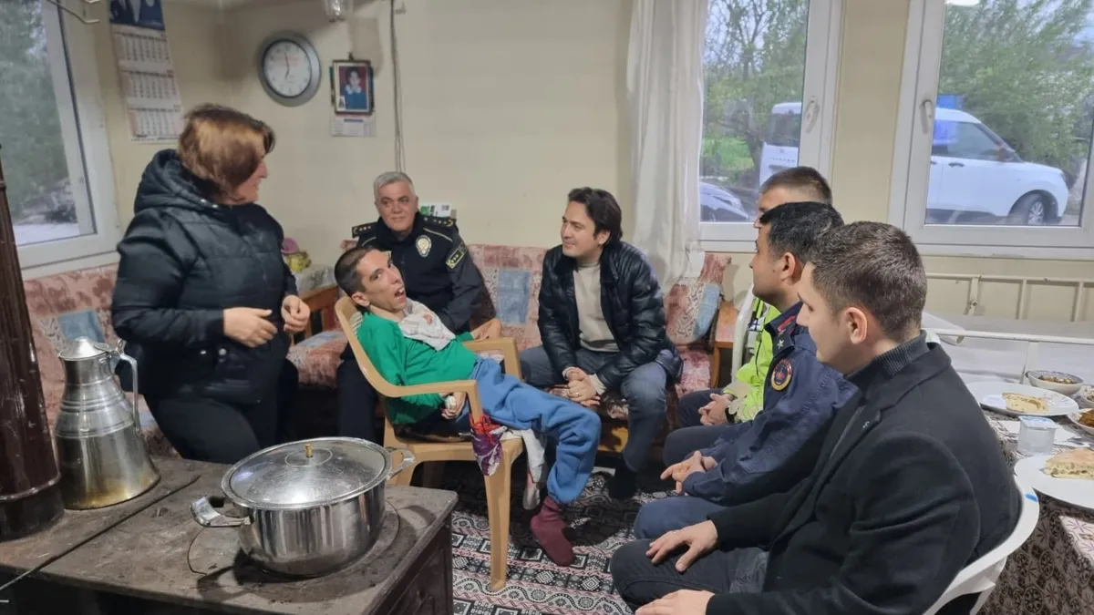 Seydikemer’de engelli kardeşlerin hayali gerçek oldu Seydikemer’de engelli kardeşlerin hayali gerçek oldu