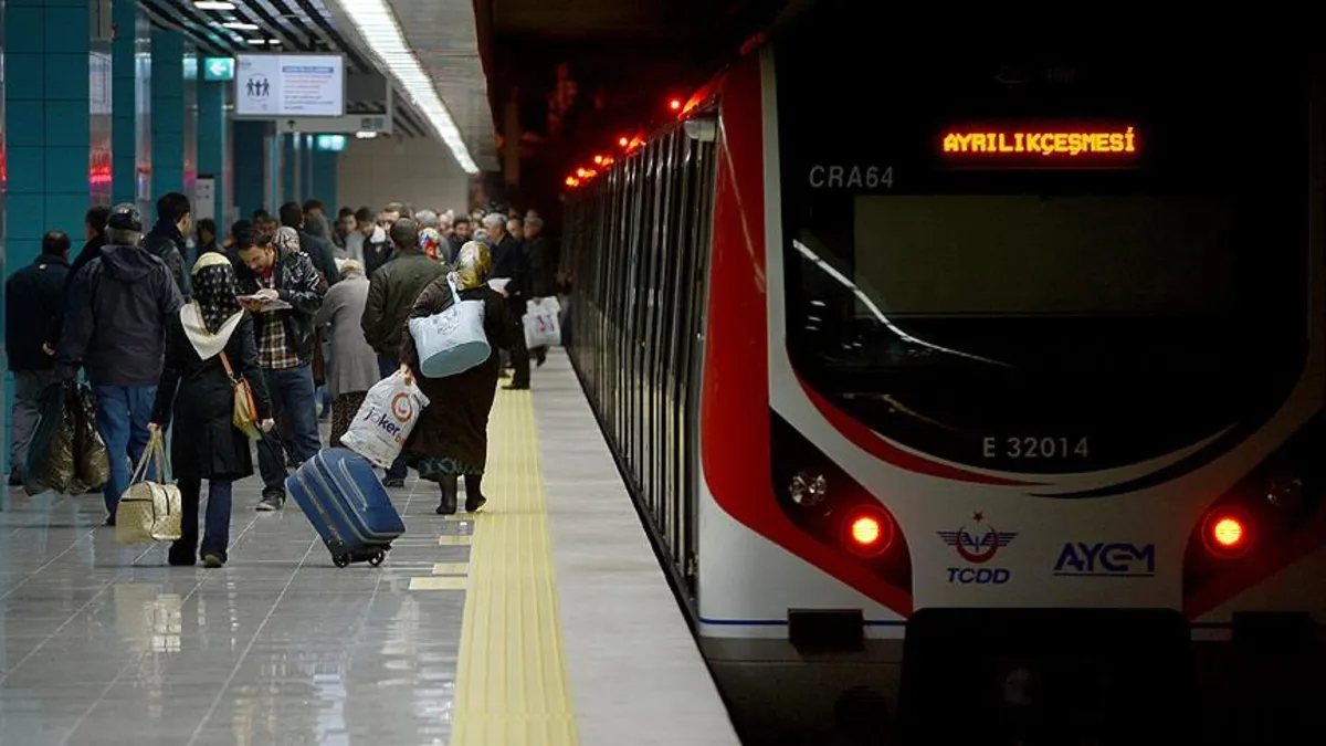 Marmaray, Başkentray, İZBAN ve metro hattı yeni yılın ilk günü ücretsiz