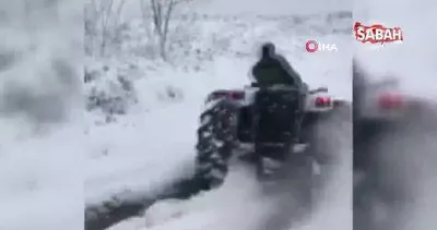 Bursa’da karlı yolda traktörlerle tehlikeli drift kamerada | Video