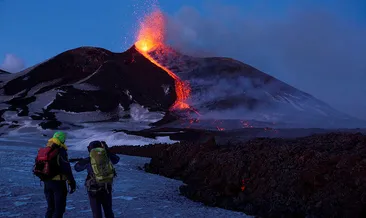 Etna Yanardağı yeniden faaliyete geçti