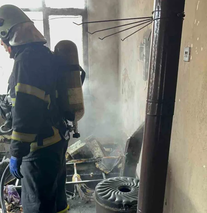 Isparta’da kan donduran olay: Eşine kızdı, çocuğuyla beraber evi ateşe verdi!