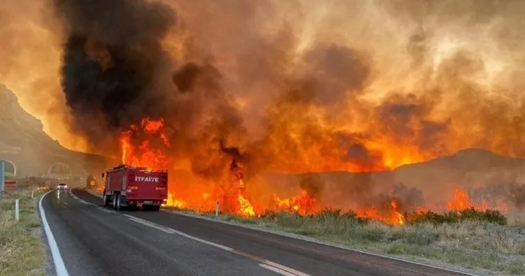Orman yangınlarının devam ettiği şehirler! 5 Ağustos 2021 Hangi illerde yangın var ve nerelerde devam ediyor?