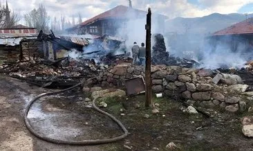 Köyde 4 ev yandı; kundaklama şüphesi var #bolu