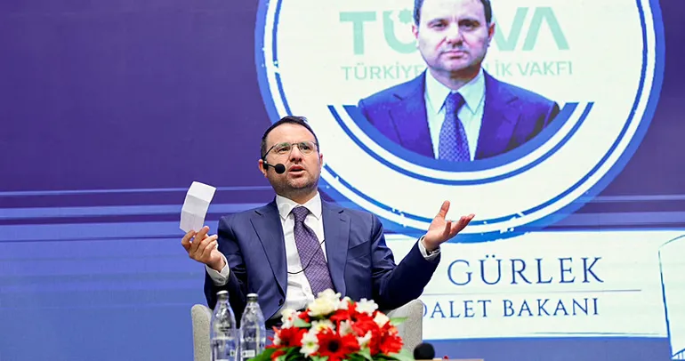 Bakan Gürlek: Hukukun gücüyle gençlerimizin umutlarını ve yarınlarını korumaya devam edeceğiz
