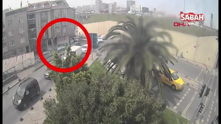 SON DAKİKA: İstanbul'da otogarda patlayıcı operasyonunun görüntüleri ortaya çıktı! Bombacı PKK'lı terörist kamerada