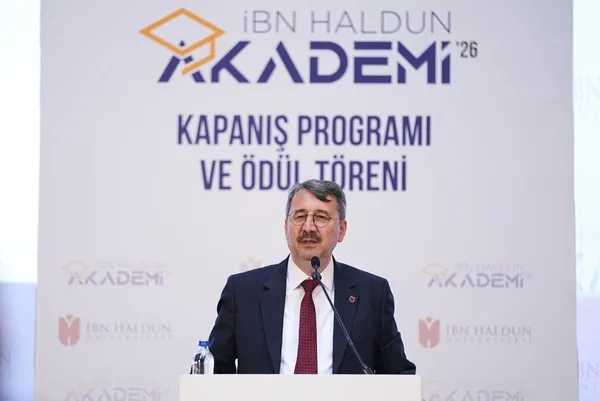 ibn-haldun-akademi26da-oduller-sahiplerini-buldu-1778958669074.jpg