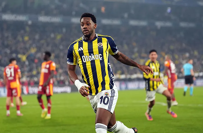 fenerbahcede-jhon-duranin-ayriligi-iptal-oldu-1769898746030.jpeg