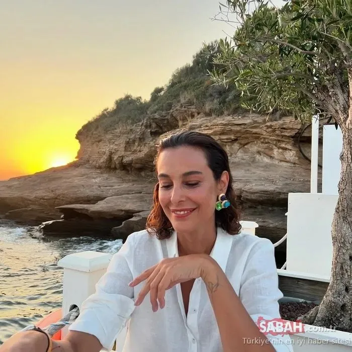 Sevgilisiyle Bodrum’da el ele görüntülenmişti! İşte Arzum Onan’dan mutluluk pozları!